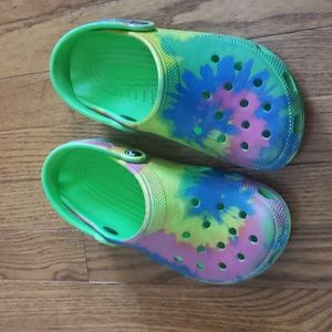 Junior Crocs size 3 multicolored